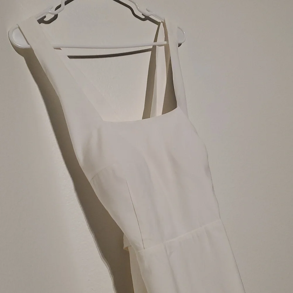 LOVE BONITO DRESS - Picture 2 of 7